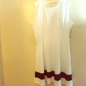 Black & white sleeveless dresses